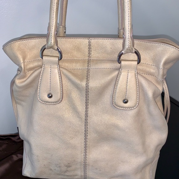 Large Tod’s purse in gold - Picture 5 of 12
